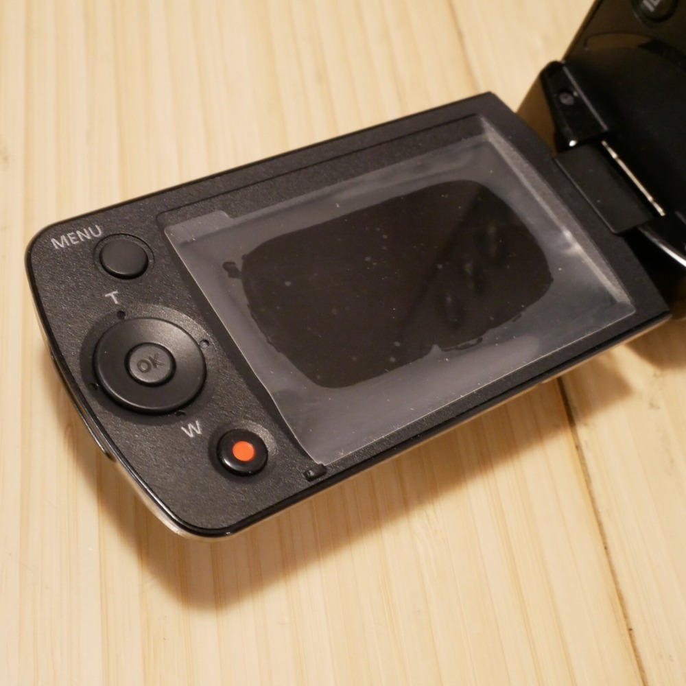 Samsung SMX-F54 Camcorder - 16GB Internal Memory (can also use SD cards) bundle - Picture 12 of 16
